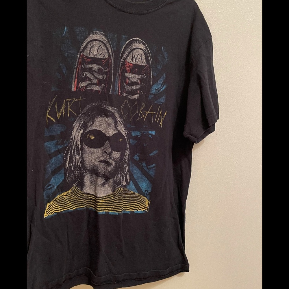 Kurt cobain shirt